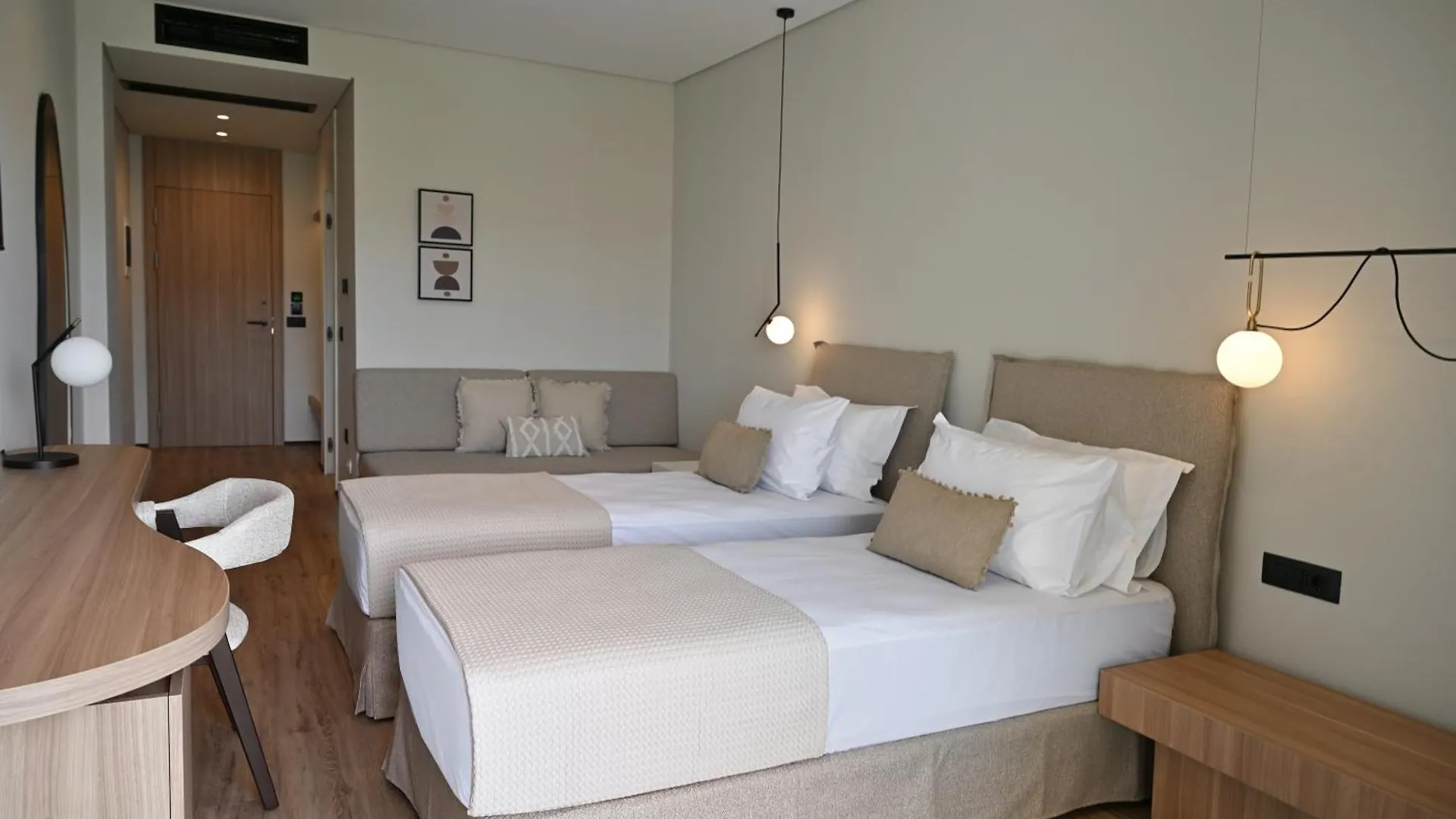 Muze Hotel Ksamil 4*,  Albania