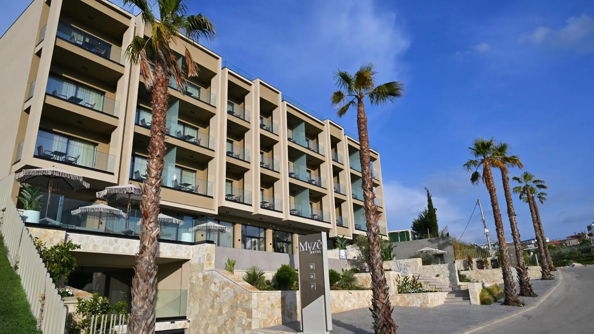 Muze Hotel location
